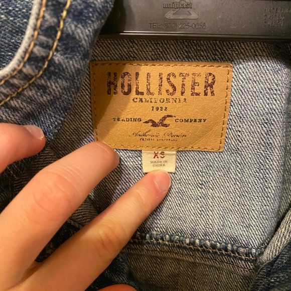 Jean jacket - Picture 2 of 3